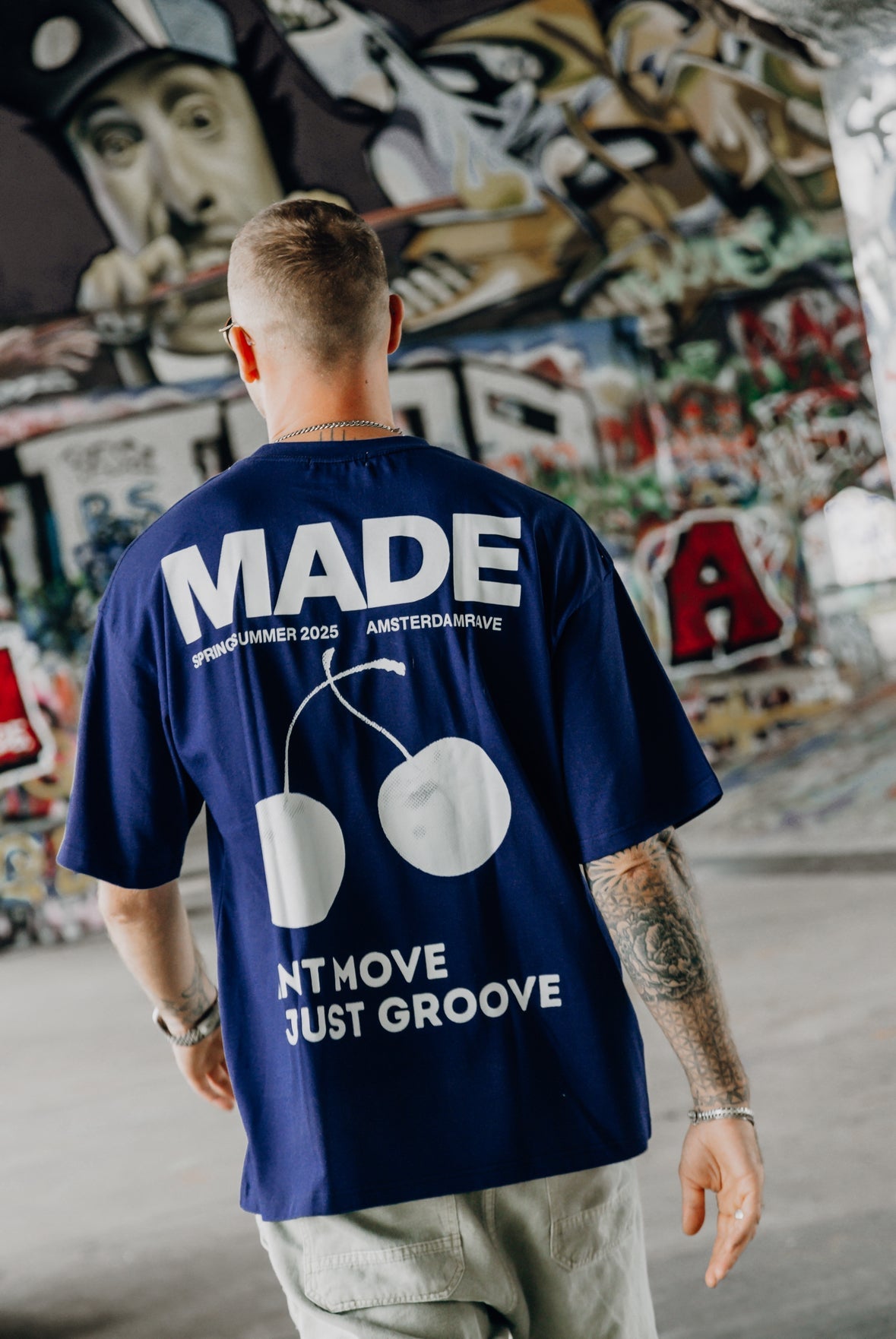 MADE – Oversized T-Shirt Blue AmsterdamRave