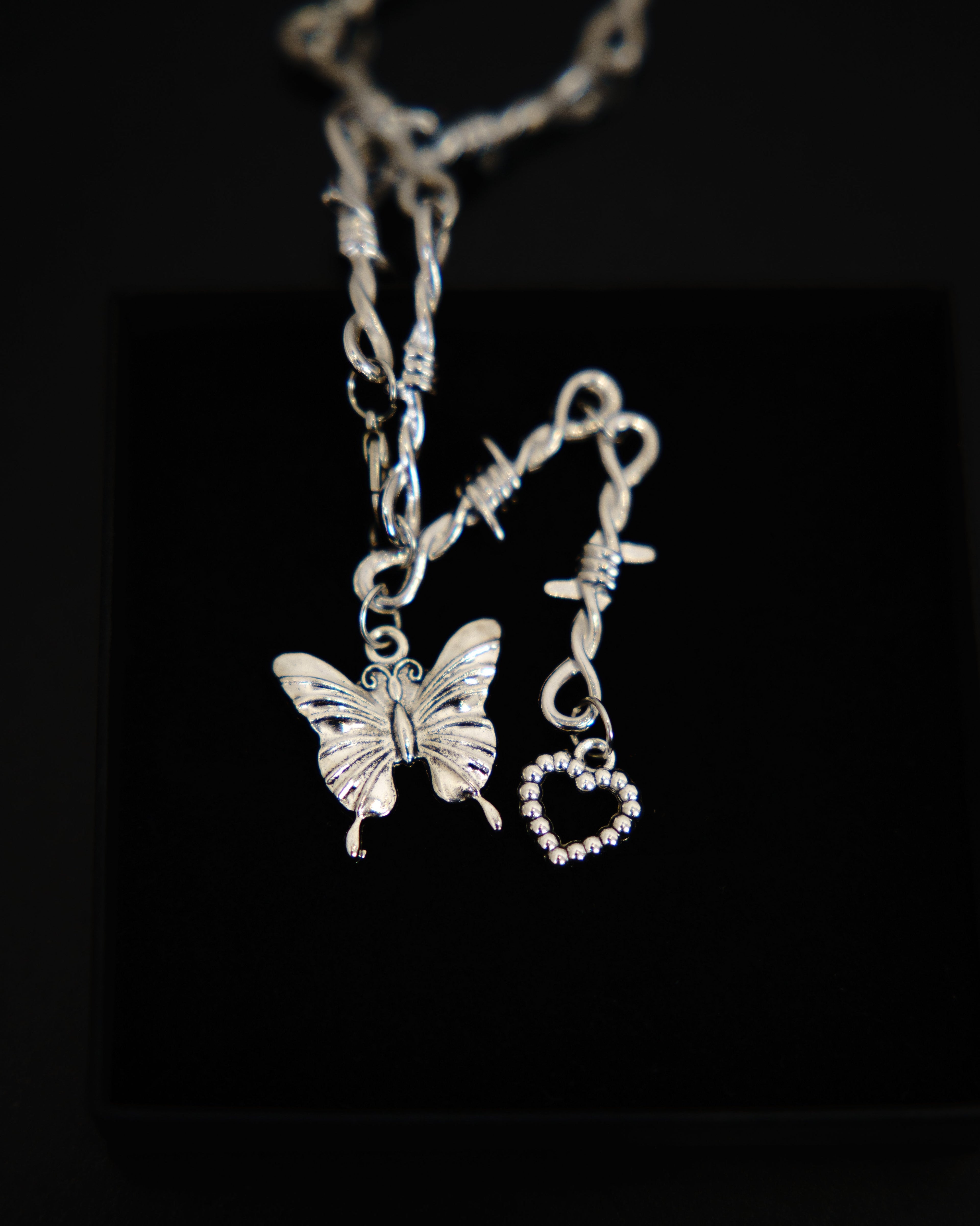 Golden Pulse Necklace AmsterdamRave