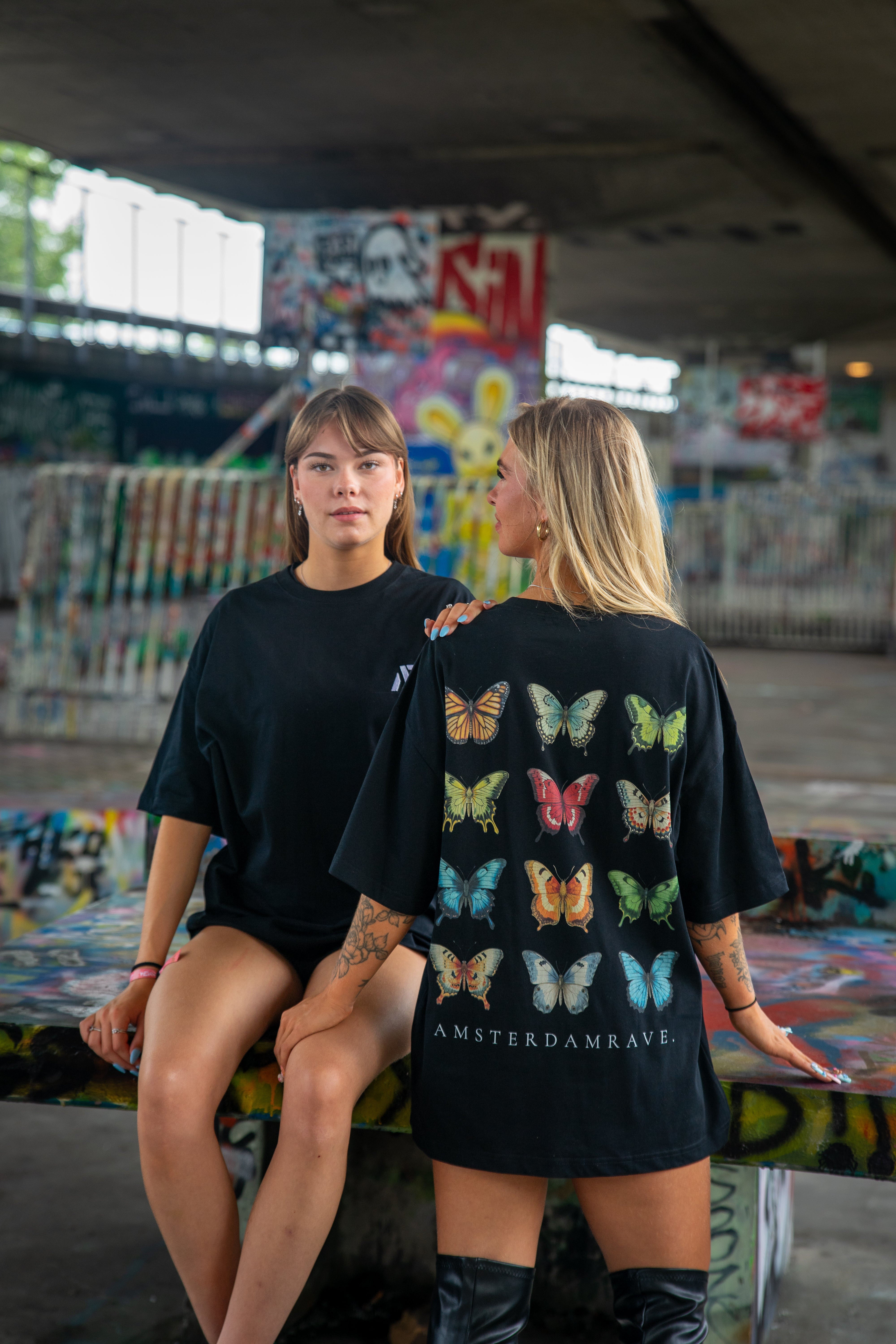 Wavy Butterfly - Oversized Jersey Fit AmsterdamRave